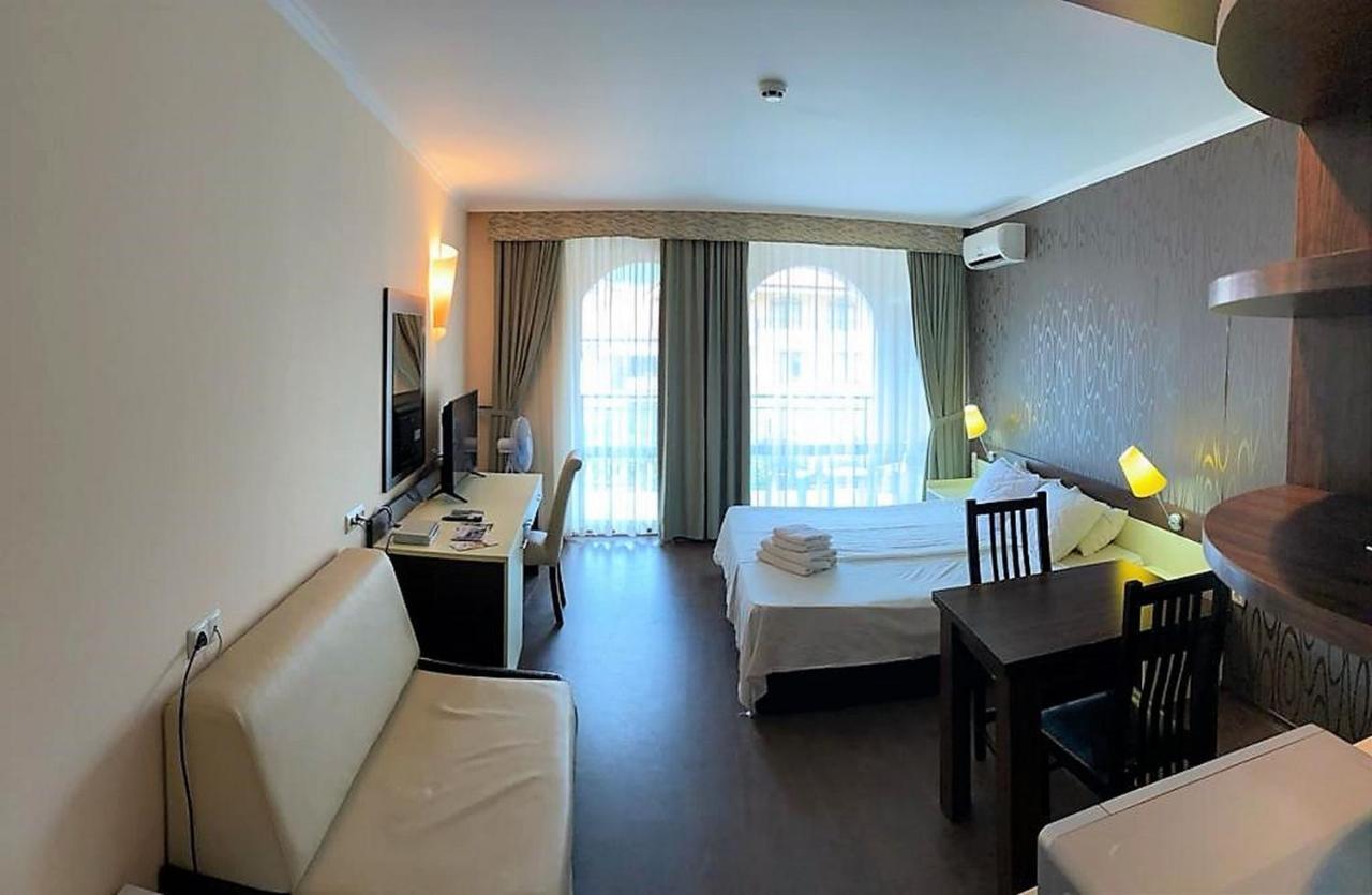 Menada Apartments In Grand Hotel Sveti Vlas Ngoại thất bức ảnh