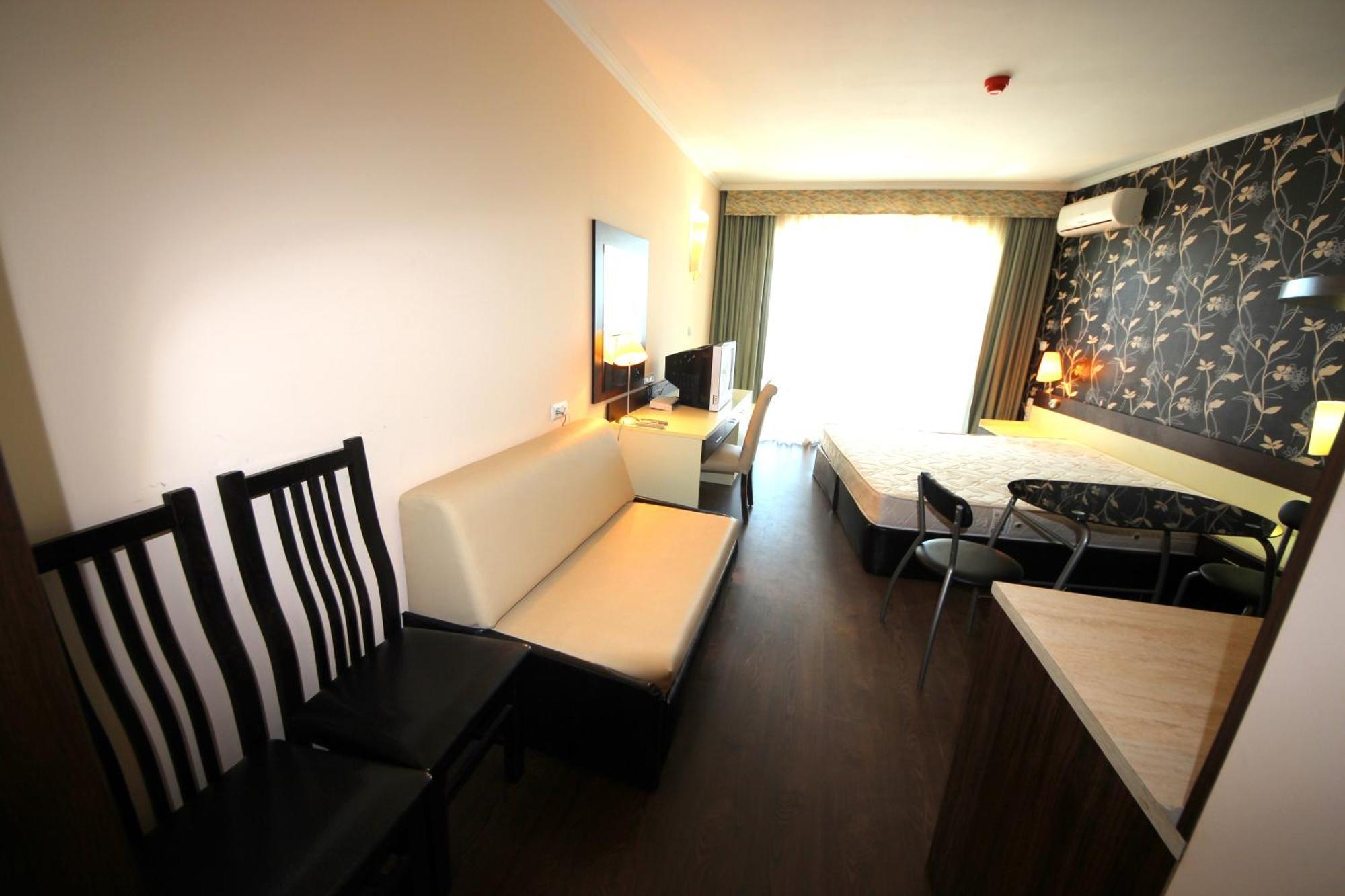 Menada Apartments In Grand Hotel Sveti Vlas Phòng bức ảnh