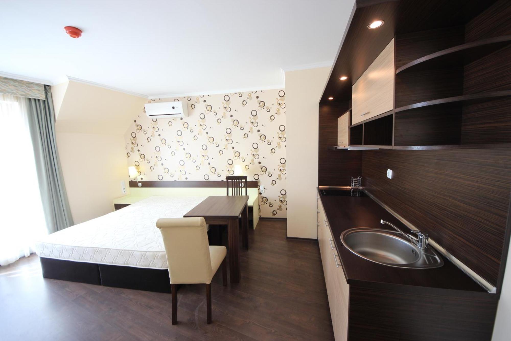 Menada Apartments In Grand Hotel Sveti Vlas Phòng bức ảnh