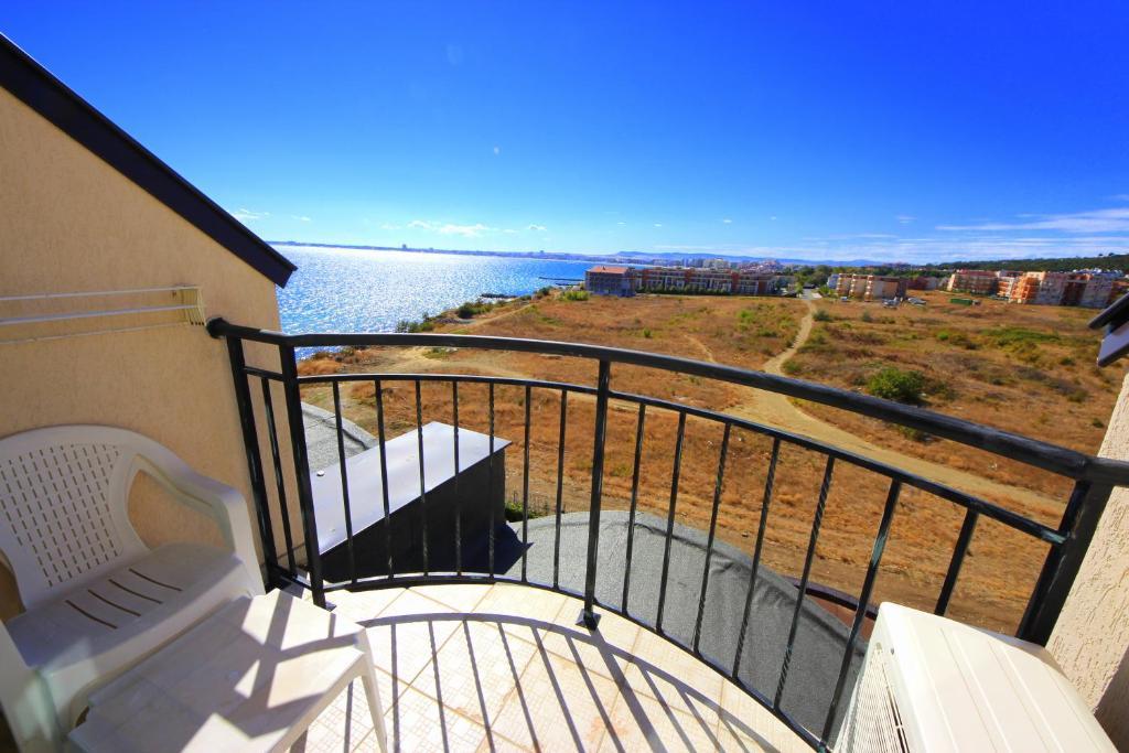 Menada Apartments In Grand Hotel Sveti Vlas Phòng bức ảnh